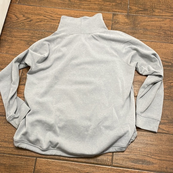 UA Maverick’s Hockey sweatshirt with drawstring waist and kangaroo pockets - Picture 5 of 5